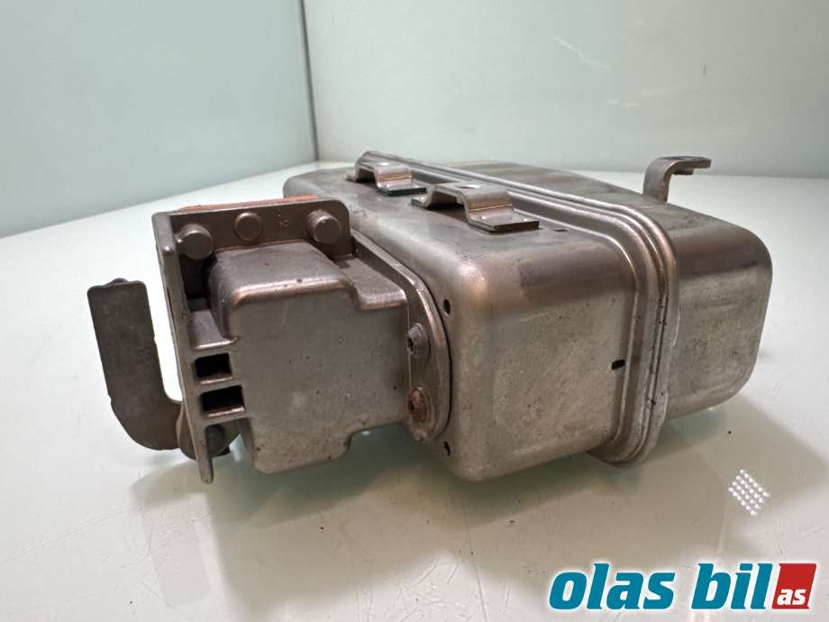 Motorvarmer elektrisk til VW Passat 2015-2019 (Fase 1) (B8) (B8) (VOLKSWAGEN|3Q0 819 013||3Q0 963 231 A)