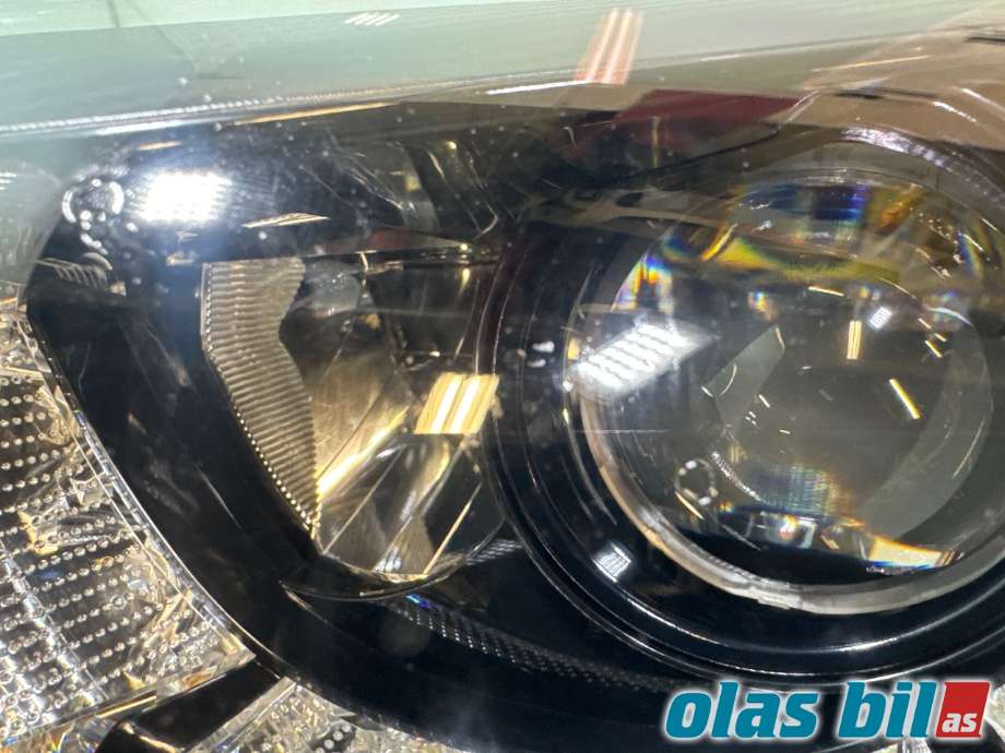 Frontlykt venstre halogen til Mazda 2 2015-2019 (Type III, Fase 1)  (MAZDA|DA6B51041C|)