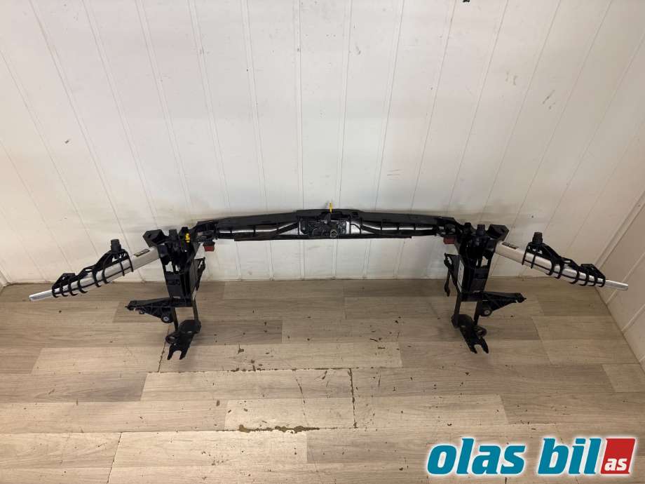Frontplate til Mercedes B-Klasse 2011-2018 (W246) (W246) (MERCEDES|A 246 620 02 34|)