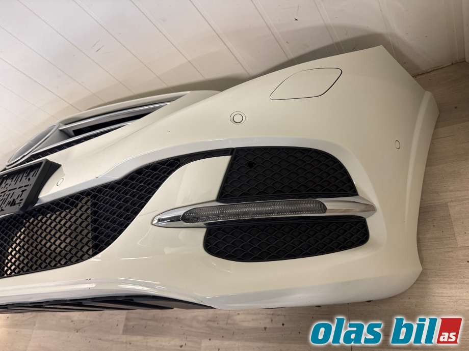 Støtfanger foran til Mercedes B-Klasse 2011-2018 (W246) (W246) (MERCEDES|A 242 885 03 25|)