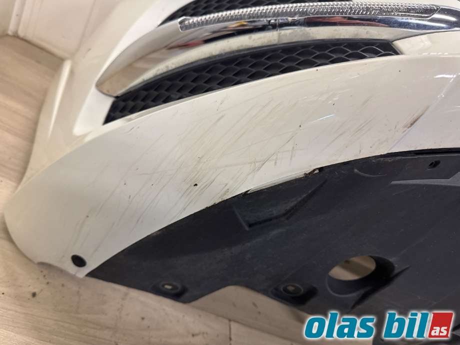Støtfanger foran til Mercedes B-Klasse 2011-2018 (W246) (W246) (MERCEDES|A 242 885 03 25|)