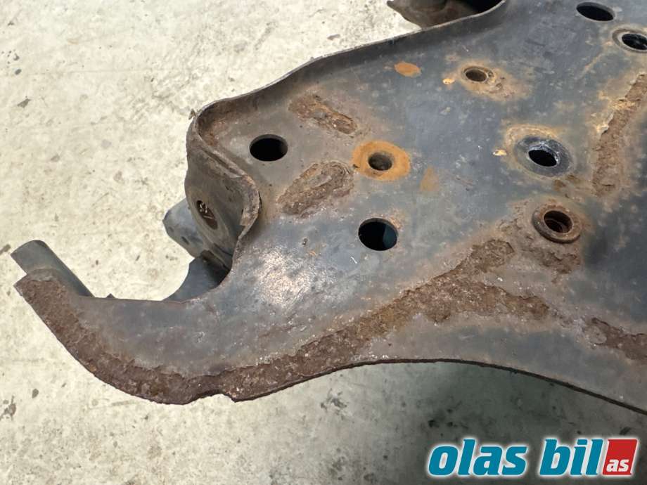 Travers foran hoved til VW Caddy 2015-2020 (Type III, Fase 3) (VOLKSWAGEN|)