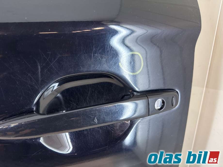 Dør venstre foran til Mitsubishi Outlander 2015-->> (Type III, Fase 2) (MITSUBISHI|5700B859|)