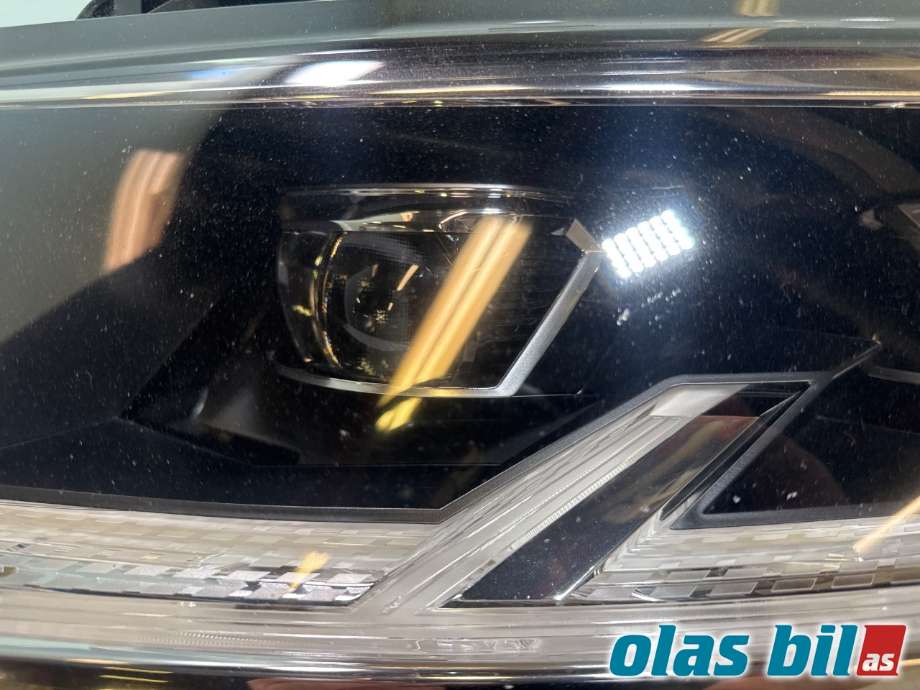 Frontlykt venstre halogen til VW Transporter / Caravelle 2019-->> (T6.1) (T6.1) (VOLKSWAGEN|7L1 941 773 A||7L1 941 035 D)