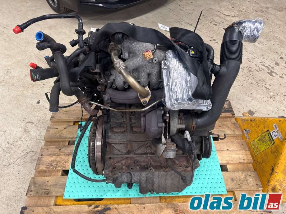 Motor diesel til VW Transporter / Caravelle 2003-2009 (Fase 1) (T5) (T5) (VOLKSWAGEN|038 100 098 RX|)