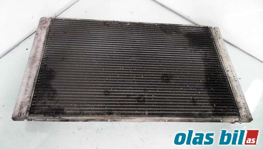 Radiator (automat gir) til BMW 5-Serie 2003-2010 (E60/E61) (E60/E61) (17 11 7 792 832||17117792832-01)
