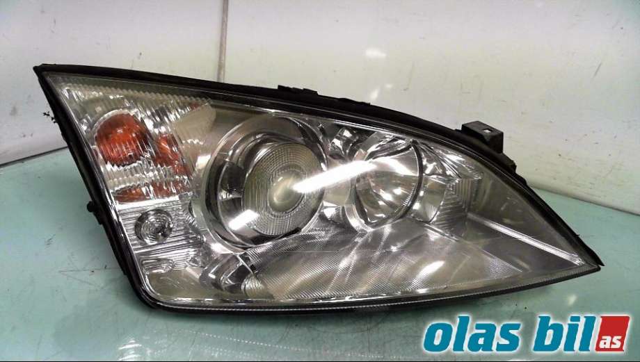 Frontlykt høyre xenon til Ford Mondeo 2001-2007 (Type III) (1435622||1S7113005CJ)