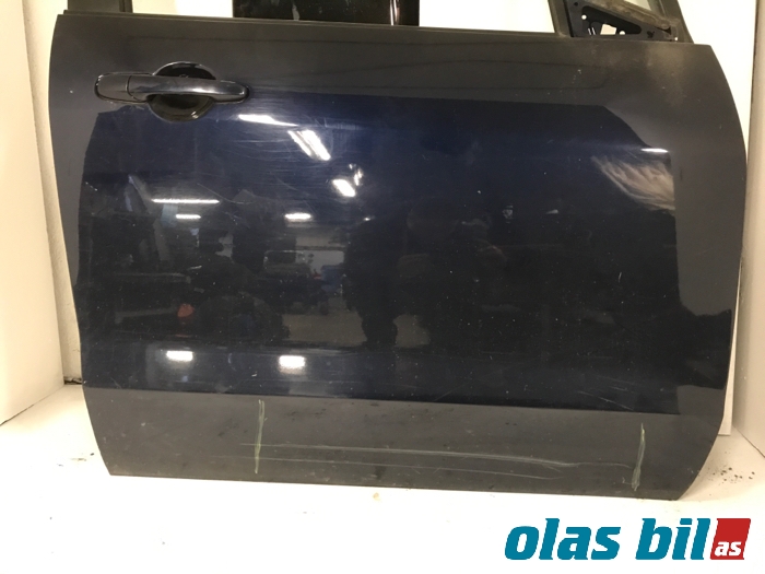 Dør høyre foran til Mazda 5 2005-2010 (Type I) (C2Y5-58-02XE|)