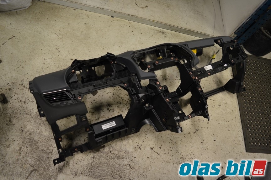 Dashbord til Opel Zafira Tourer 2012-2018 (13381058|)