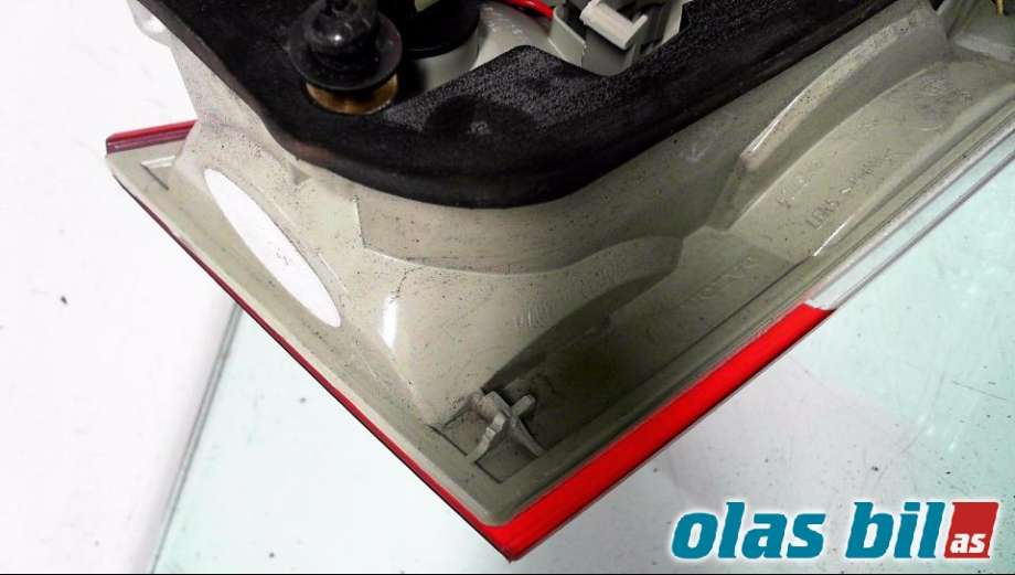 Baklykt venstre indre til Volvo V70 2007-2013 (Type III, Fase 1) (31395068|)