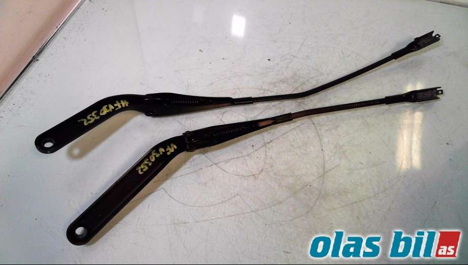 Viskerarmer frontrute til BMW X1 2009-2015 (E84) (E84) (61;61 61 2 990 028|)
