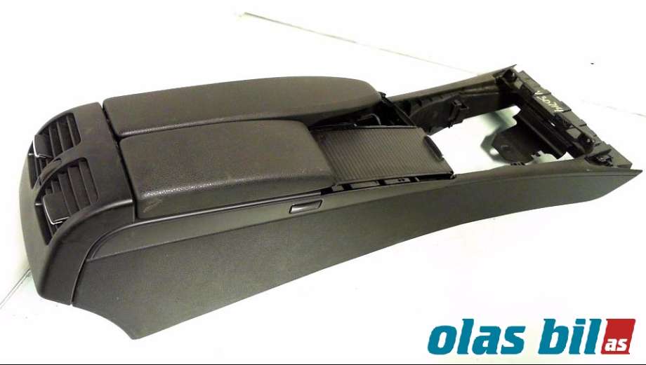Innredning, Konsoll til Mercedes C-Klasse 2007-2011 (Fase 1) (W204) (W204) (A 204 680 01 50|)