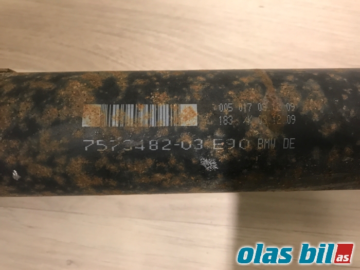 Mellomaksel til BMW X1 2009-2015 (E84) (E84) (26 10 7 573 482|)