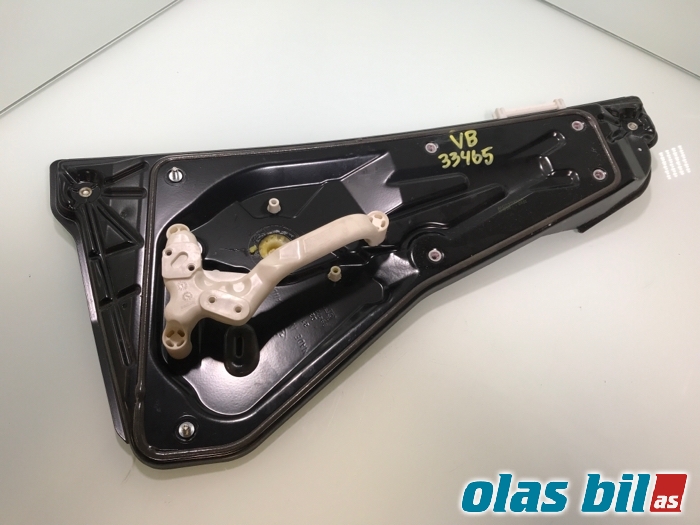 Ruteheis til Land Rover Discovery 2009-2017 (Type IV) (LR013872||AH22-2700-1AA)