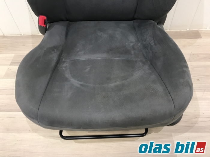 Sete foran venstre til Toyota Prius 2009-2016 (Type III) (COMBI) (COMBI) (7144047100B1|)