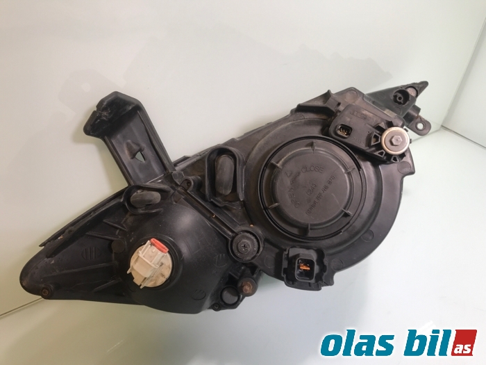Frontlykt venstre halogen til SsangYong Actyon 2007-2013  (8310131303|)