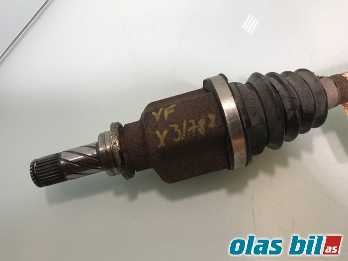 Drivaksel venstre foran til Renault Clio 2009-2012 (Type III, Fase 2) (8200618501||82 00 499 585)