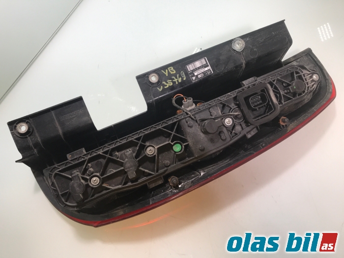 Baklykt venstre til Opel Combo D 2012-2018  (95513787||519248460)