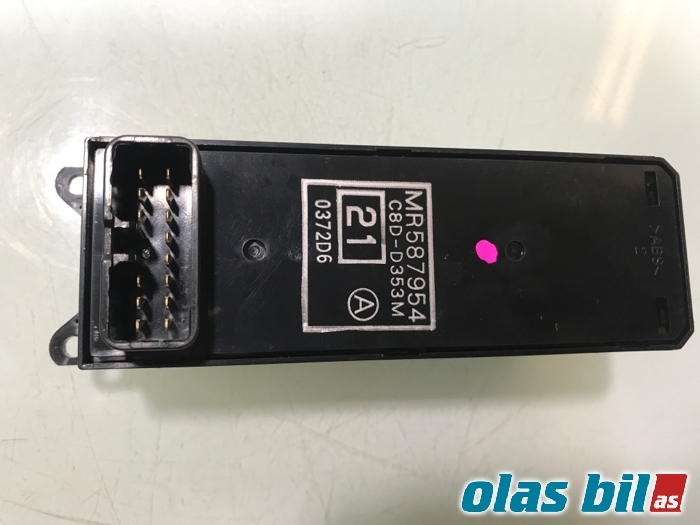 Bryter ruteheis til Mitsubishi L200 2006-2015 (Type IV) (MR587954|)