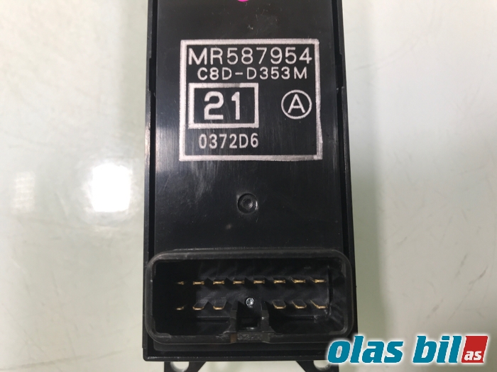 Bryter ruteheis til Mitsubishi L200 2006-2015 (Type IV) (MR587954|)