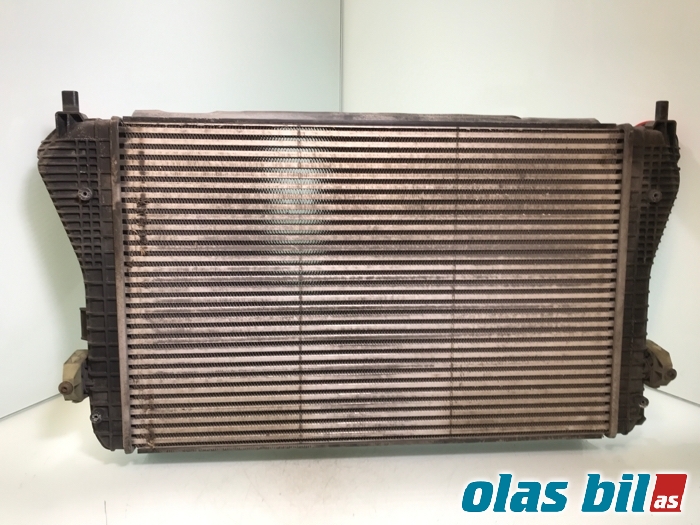 Intercooler til VW Passat 2011-2015 (B7) (B7) (3C0 145 805 AM||3C0 145 805 AK)