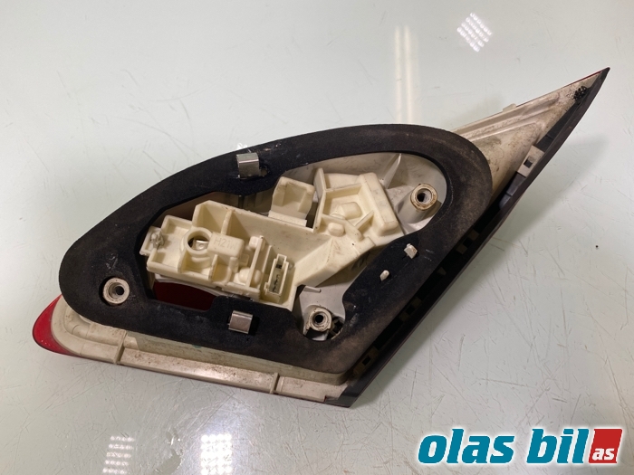 Baklykt venstre indre til Opel Astra J 2010-2015  (13319950|)
