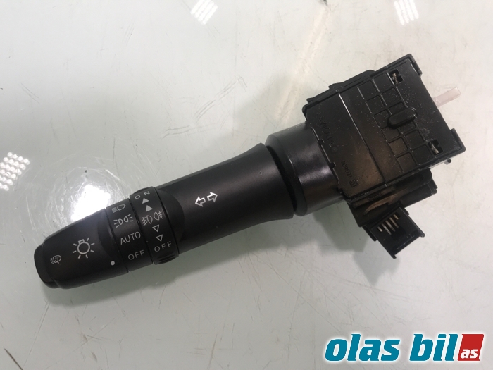 Bryter blink til Mitsubishi Outlander, 2015-->> (Type III, Fase 2)  (8614A130)
