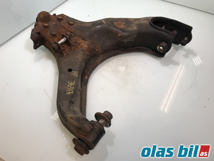 Bærebru høyre foran nedre til Isuzu D-Max 2007-2012 (Type I)  (8-98005-834-0|)
