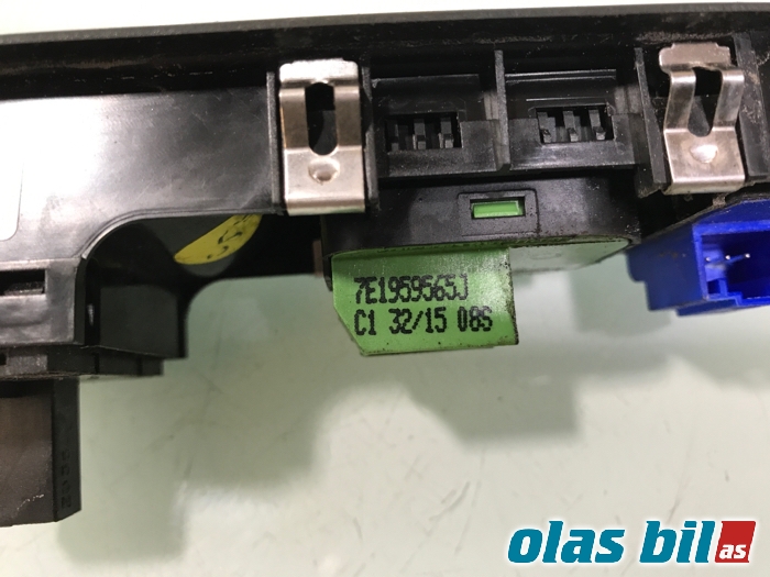 Bryter ruteheis til VW Transporter / Caravelle 2015-2019 (T6) (T6) (1K3 959 857 C||7H5 959 539 AR)