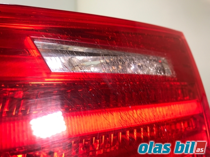 Baklykt høyre indre til BMW 3-Serie 2005-2011 (E90/E91/E92/E93) (E90/E91/E92/E93) (63 21 7 289 434||7.154.162)