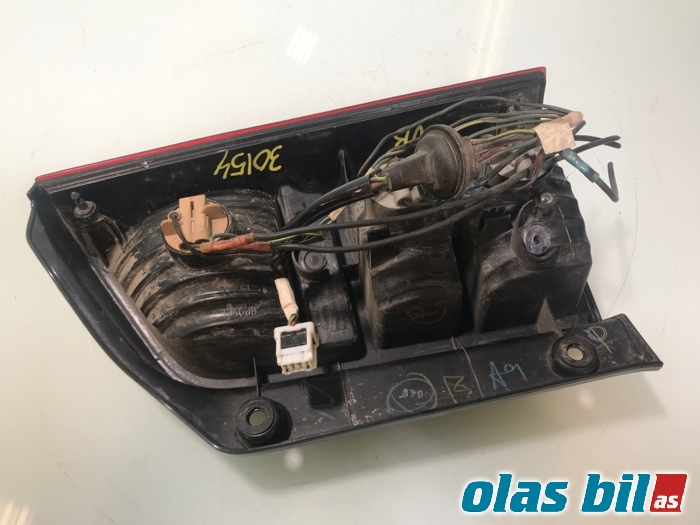 Baklykt venstre til Nissan Pathfinder 2005-2010 (Fase 1) (R51) (R51) (26555EB30A|)
