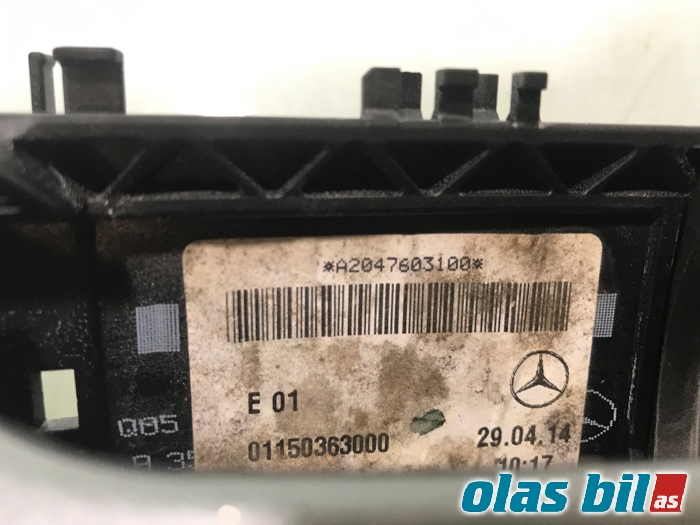 Dørhåndtak utv venstre bak til Mercedes GLA 2014-2020 (X156) (X156) (A 204 760 01 70|)