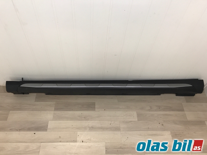 Kanalskjørt venstre til Mercedes GLA 2014-2020 (X156) (X156) (A 156 698 07 54|)