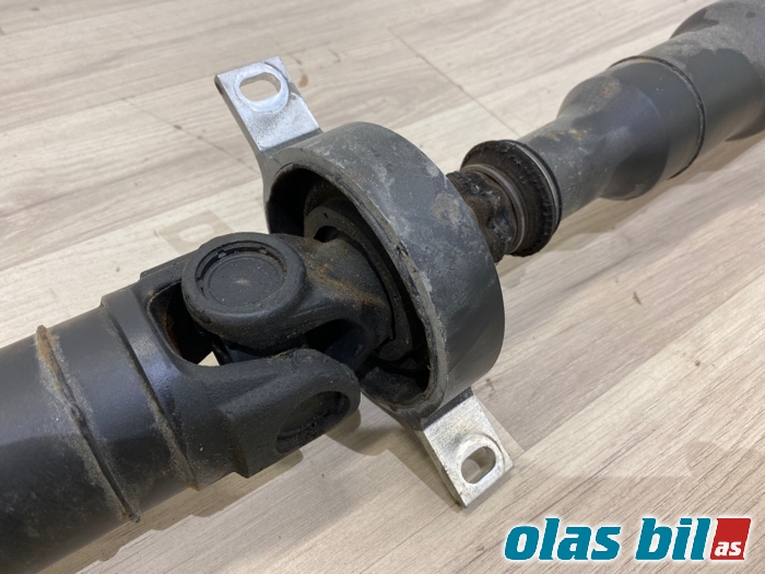 Mellomaksel til BMW X3 2010-2017 (F25) (F25) (26 10 7 612 791||7612791-03)