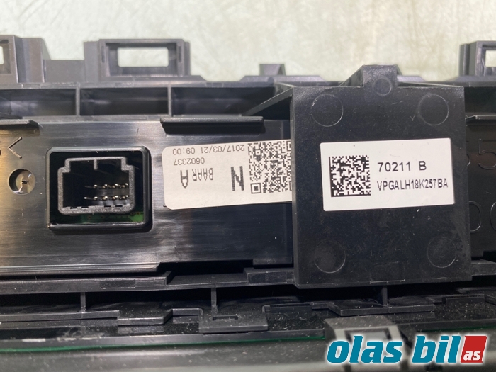 Varmeapparat betjening til Mazda 3 2016-2019 (Type III, Fase 2)  (BAER-61-190B||18C612-BC)