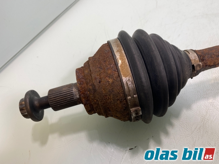 Drivaksel venstre foran til Audi A3 2009-2012 (Type II, Fase 2)  (1K0 407 271 JJ|)