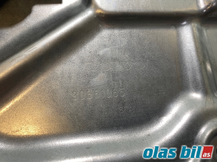 Ruteheis til Volvo V70 2007-2013 (Type III, Fase 1)  (30784509||30661065)