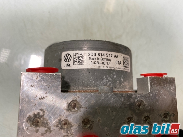 ABS sentral til VW Golf VII 2012-2017 (Fase 1)  (3Q0 614 517 AF||3Q0 614 517 AA)