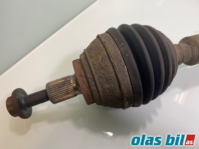 Drivaksel høyre foran til VW Touran 2010-2015 (Type I, Fase 3) (5Q0 407 272 FG|)