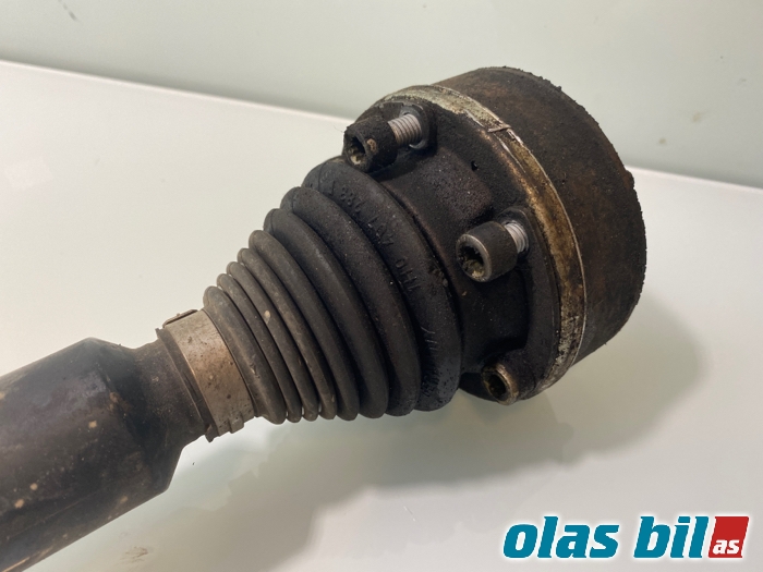 Drivaksel høyre foran til VW Touran 2010-2015 (Type I, Fase 3) (5Q0 407 272 FG|)