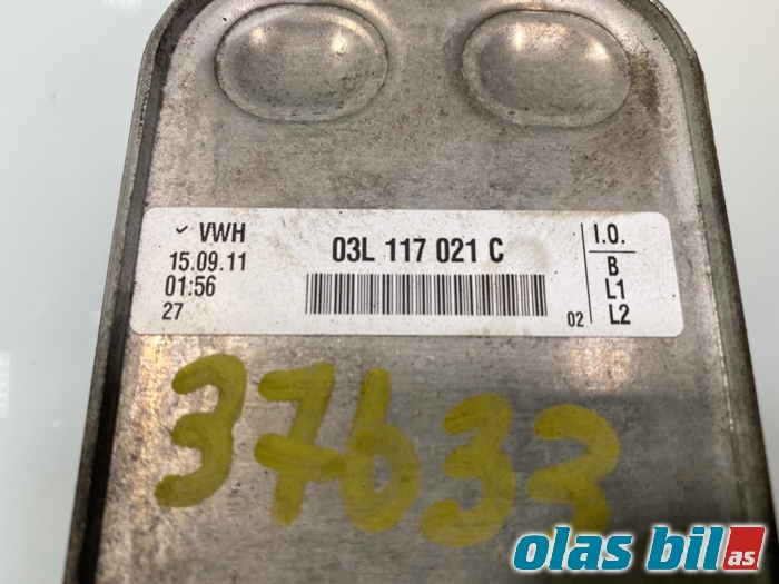 Oljekjøler til VW Touran 2010-2015 (Type I, Fase 3)  (03L 117 021 C|)