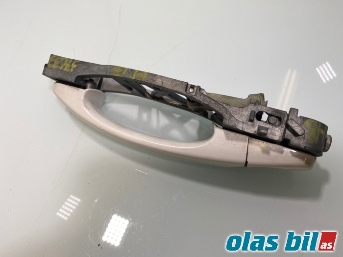 Dørhåndtak utv høyre bak til VW Touran 2010-2015 (Type I, Fase 3)  (7H0 837 205 D|)