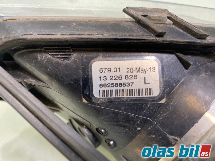 Tåkelykt høyre foran til Opel Insignia A 2009-2014  (13226828||13 226 828)