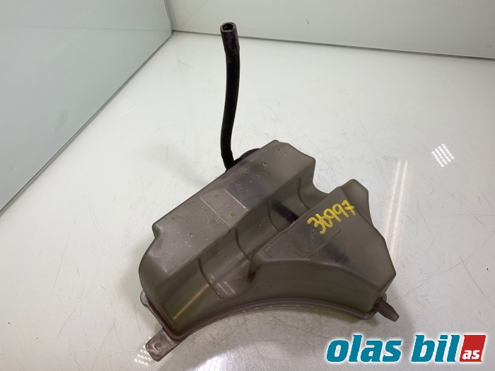 Ekspansjonstank til Mazda 3, 2016-2019 (Type III, Fase 2)  (SH01-15-351)