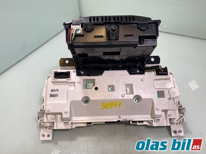 Instrumentpanel til Mazda 3 2016-2019 (Type III, Fase 2) (B64S-55-471C||D23C55430)