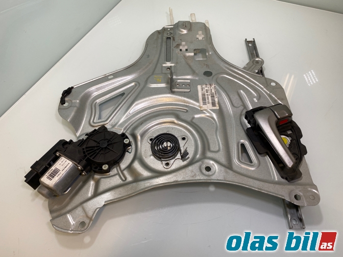 Ruteheis til Hyundai Ix35, 2010-2015  (82401 2Y000)