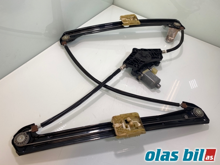 Ruteheis til VW Golf VII 2012-2017 (Fase 1) (5G4 837 462 H||5Q0 959 802 B)