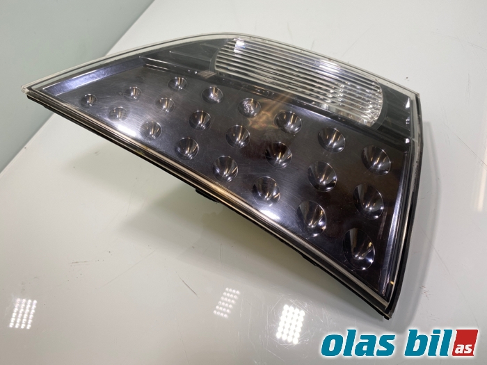 Baklykt venstre indre til Mitsubishi Outlander 2010-2012 (Type II, Fase 2)  (8331A005|)
