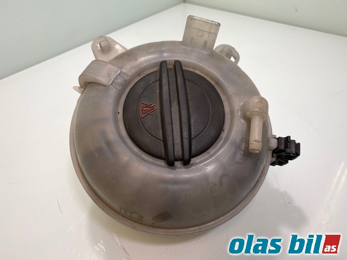Ekspansjonstank til Audi A3 2012-2016 (Type III, Fase 1)  (5Q0 121 407 M|)