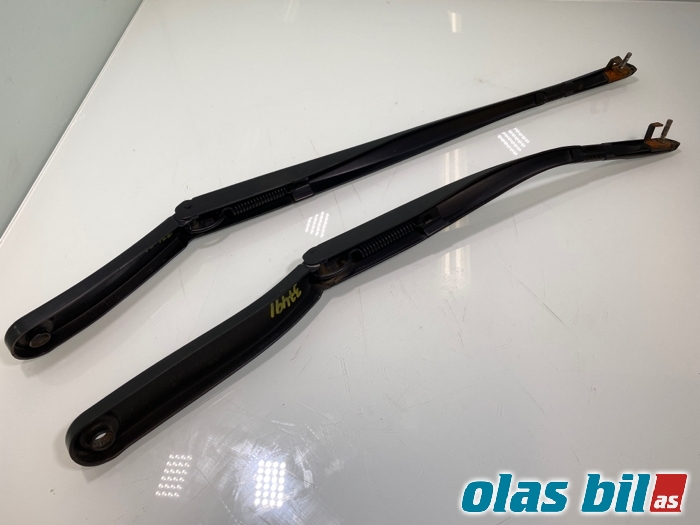 Viskerarmer frontrute til BMW 5-Serie 2010-2017 (F10/F11) (F10/F11) (61;61 61 7 182 459|)